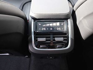 Volvo  B5 Cross Country Ultimate*B&W*Massage*StH*