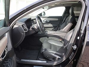 Volvo  B5 Cross Country Ultimate*B&W*Massage*StH*