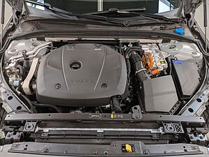 Volvo T6 Plus Dark Recharge Plug-In Hybrid AWD*AHK