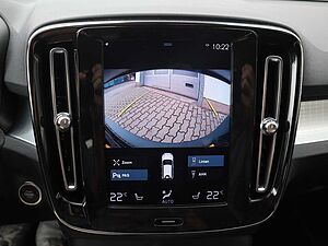 Volvo  T3 Momentum Pro FWD
