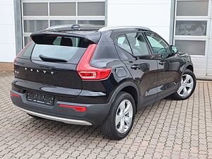 Volvo  T3 Momentum Pro FWD