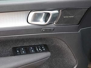 Volvo  T3 Momentum Pro FWD