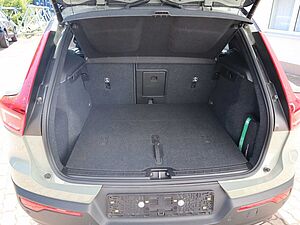Volvo  Ultimate Recharge Pure Electric AWD