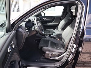 Volvo  Plus Recharge Pure Electric 2WD
