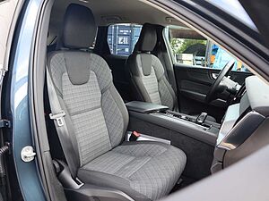 Volvo  B4 Core 2WD