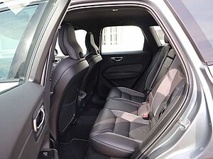 Volvo  D4 R Design