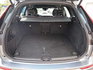 Volvo  D4 R Design