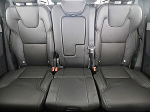 Volvo  T8 Ultra Dark Recharge Plug-In Hybrid AWD