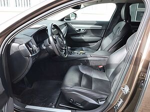Volvo  D4 Momentum*Standh*