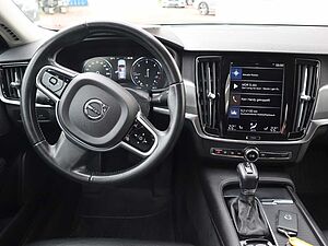 Volvo  D4 Momentum*Standh*