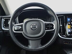 Volvo  B4 Cross Country Pro AWD