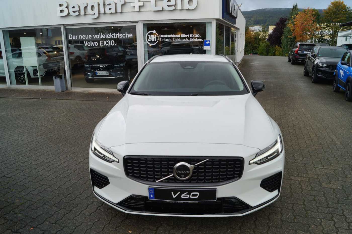 Volvo  T6 AWD Plug-in Hybrid Plus Dark Aut. /AHK/19'