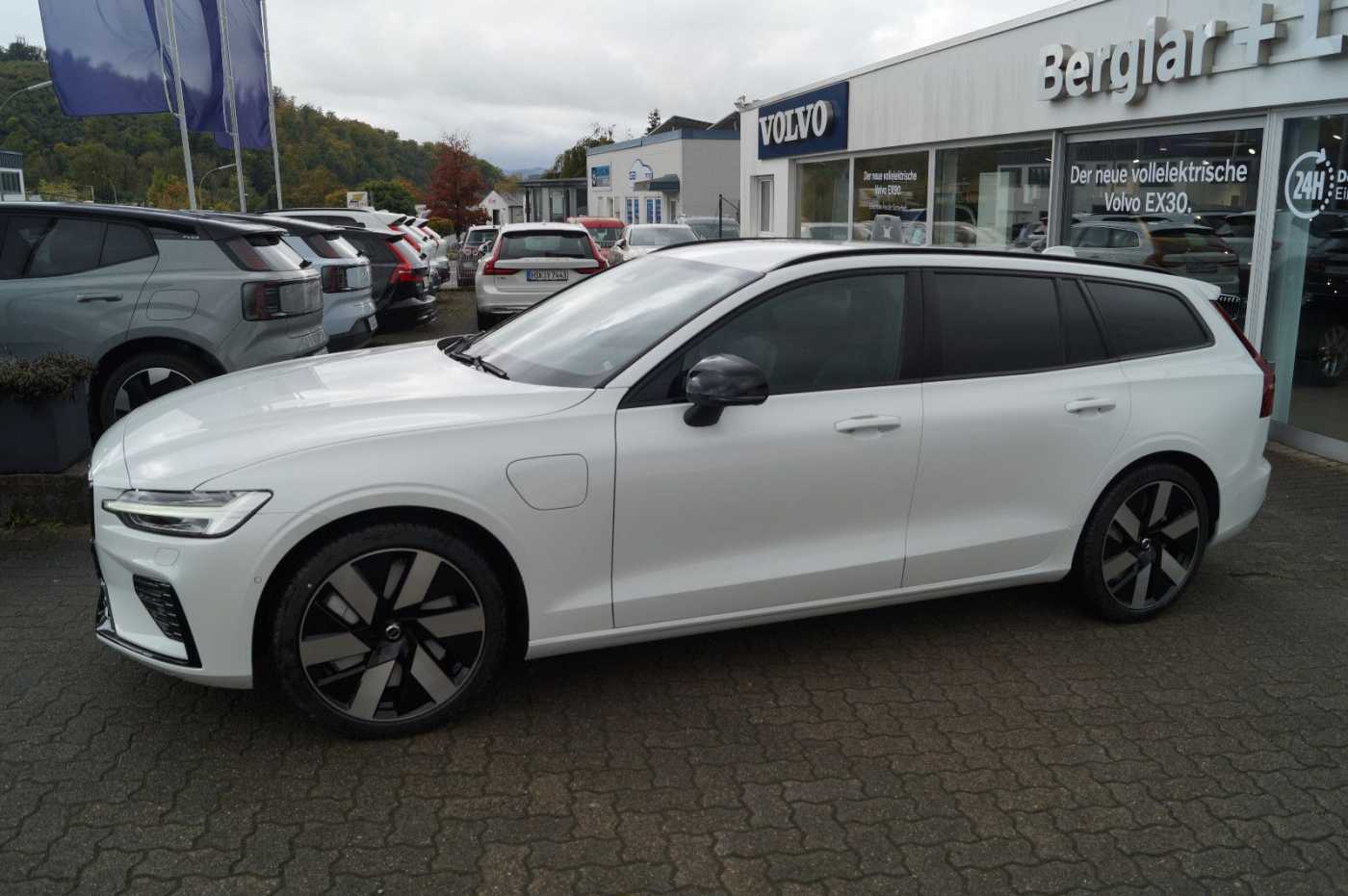 Volvo  T6 AWD Plug-in Hybrid Plus Dark Aut. /AHK/19'