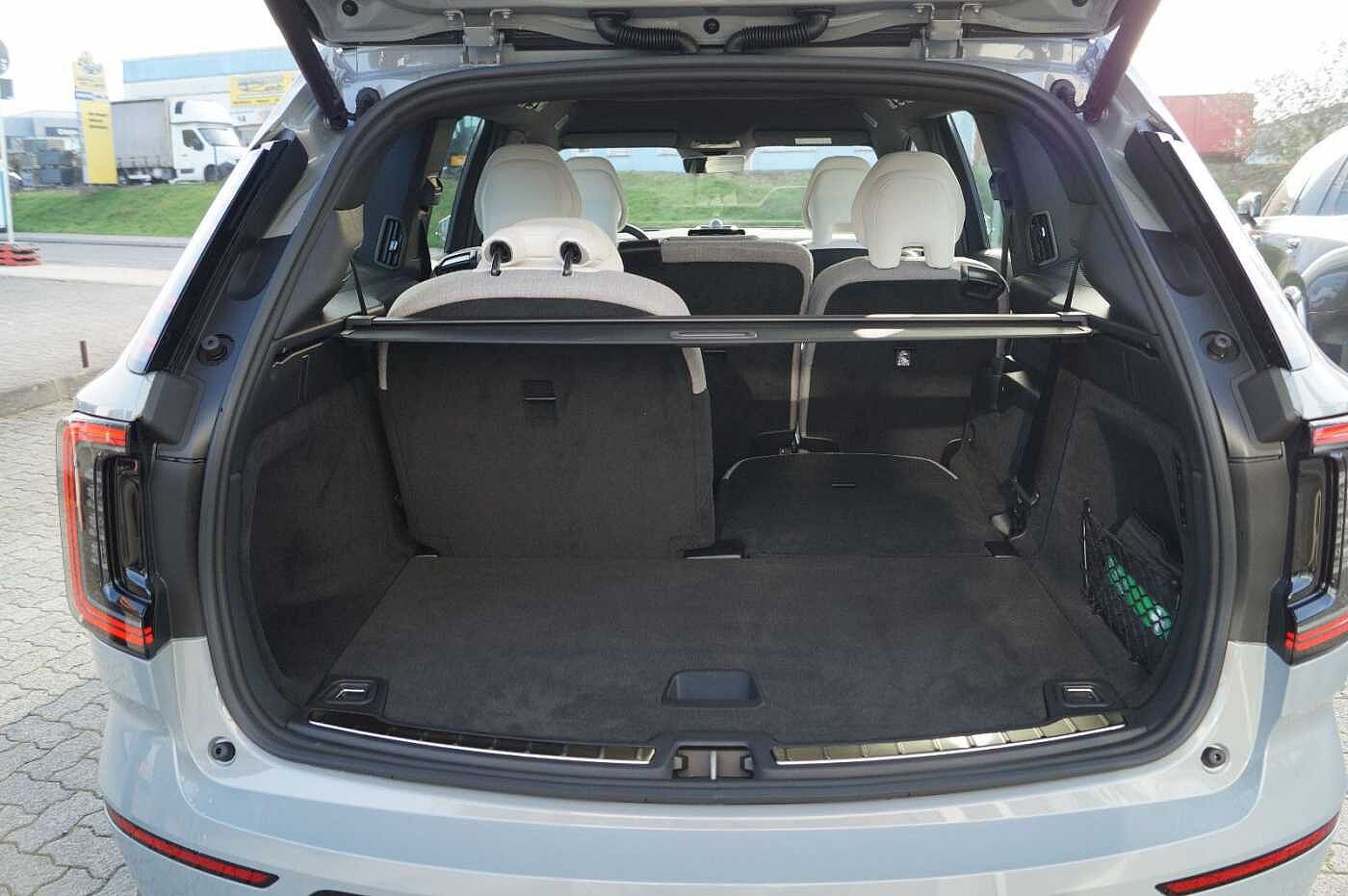 Volvo  Twin AWD Ultra 7Sitz Aut/Bowers&Wilkins/22'