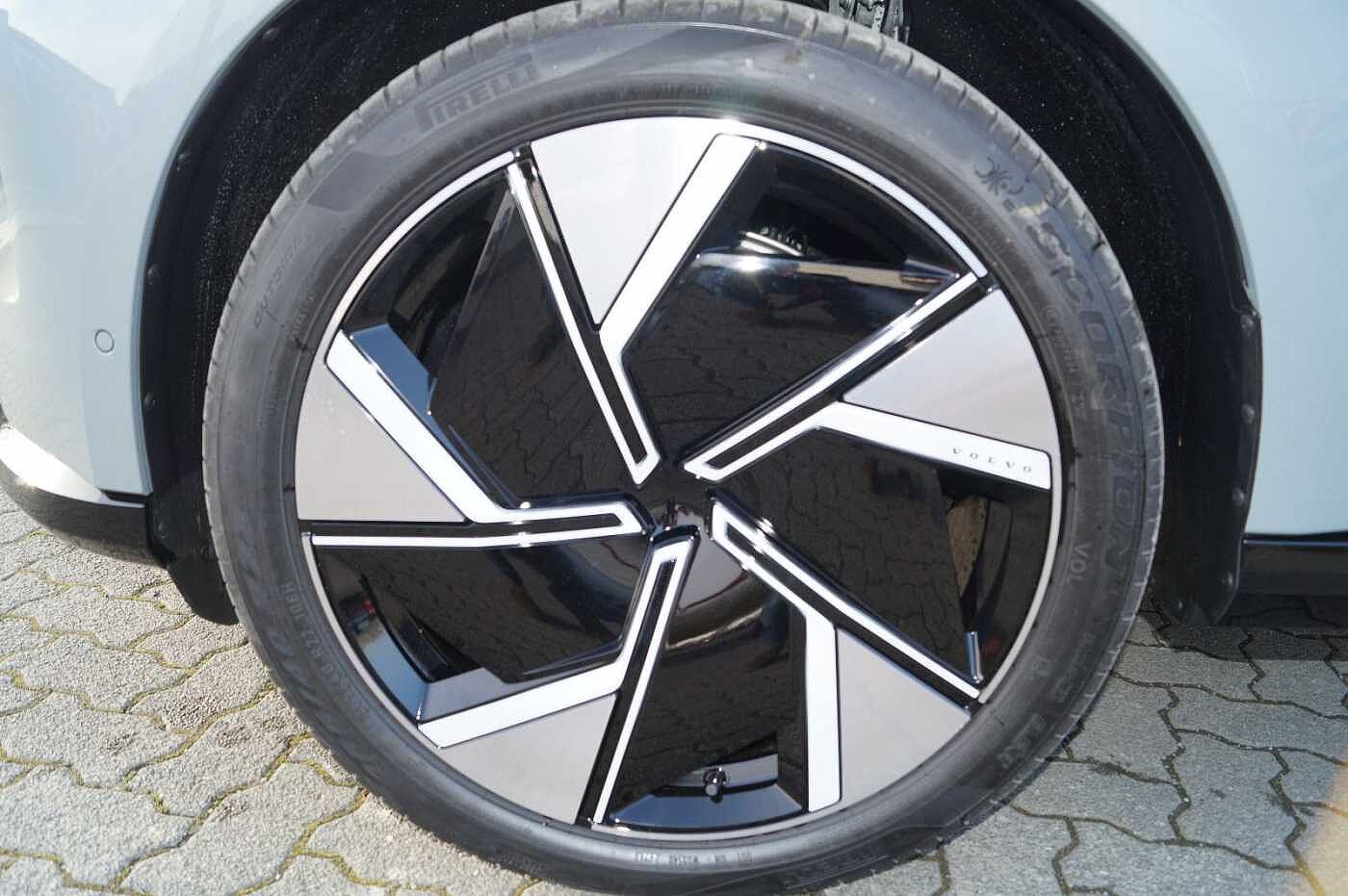 Volvo  Twin AWD Ultra 7Sitz Aut/Bowers&Wilkins/22'