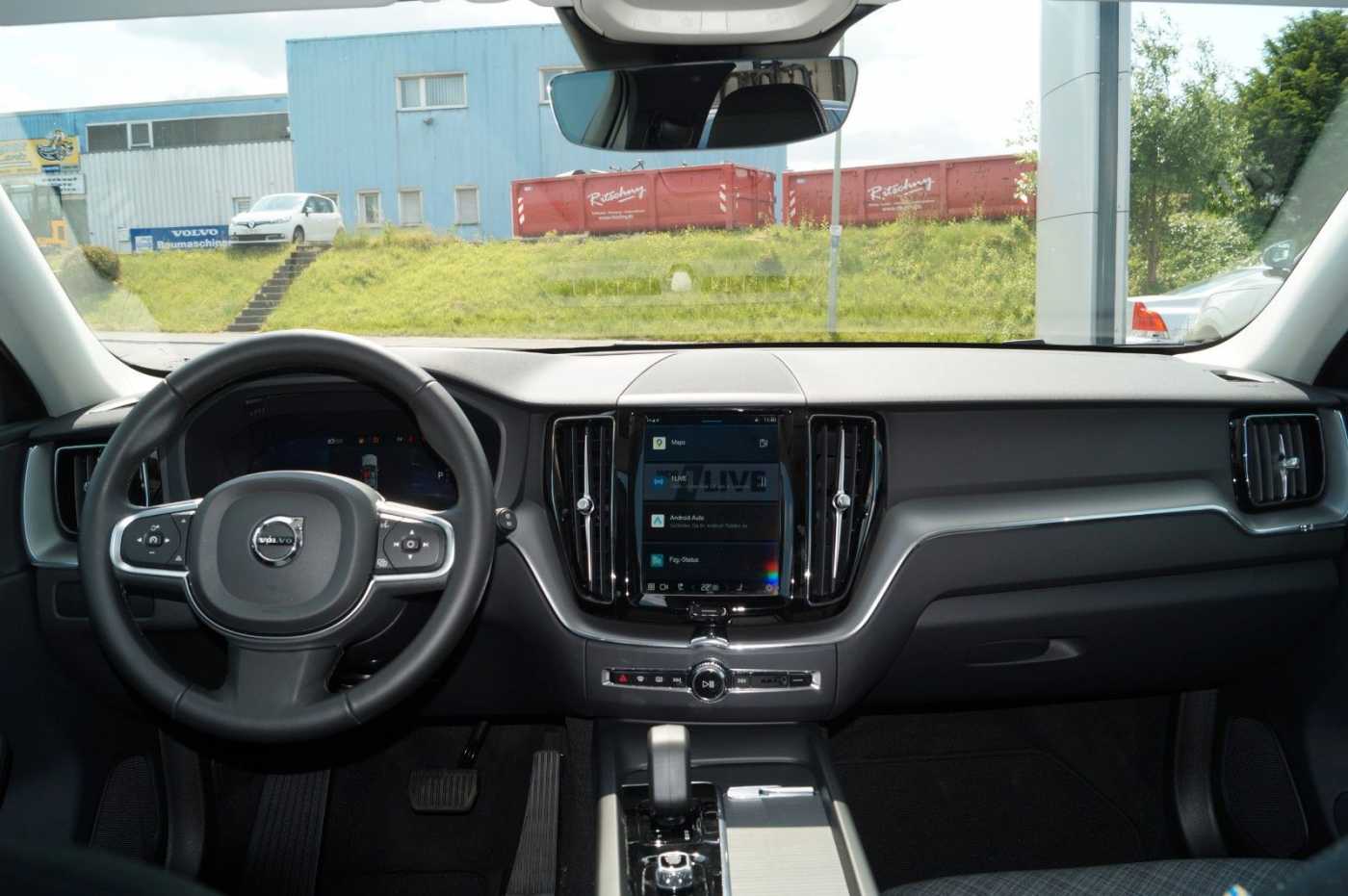 Volvo  B4 Diesel 2WD Core Aut. /BLIS/ACC/Kamera/19'