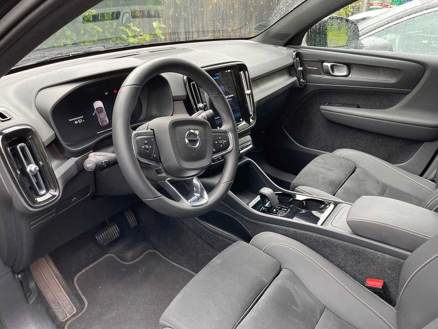 Volvo  Recharge Twin AWD Ultimate Aut. /AHK/360°/H+K