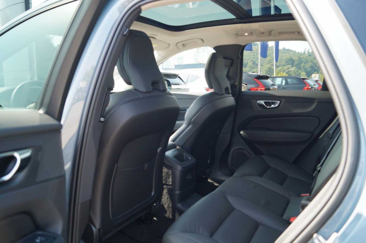 Volvo  T8 AWD PlugIn Hybrid Plus Dark Aut/360°/20'