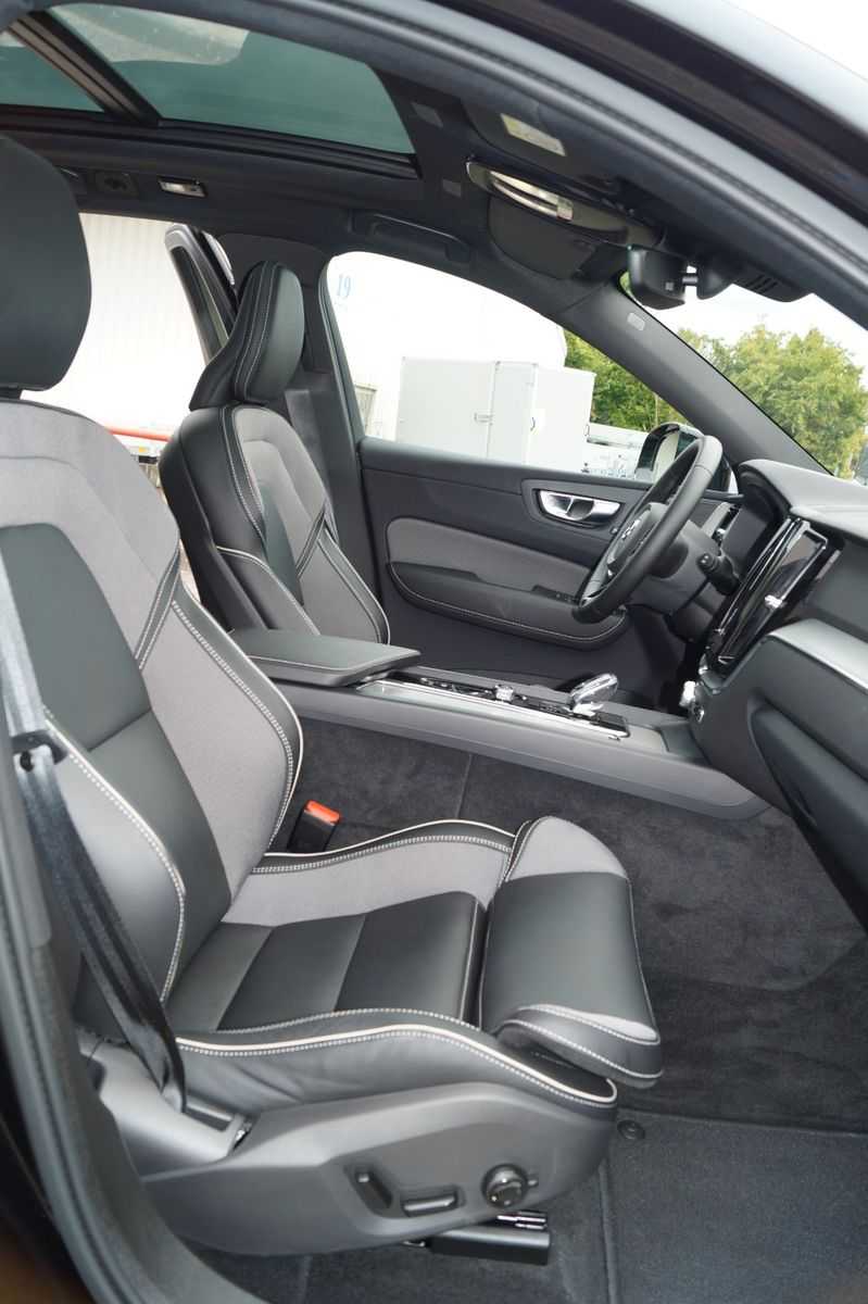 Volvo  T6 AWD PlugIn Hybrid Black Edition Aut/360°