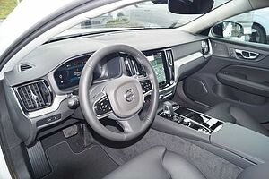 Volvo  T6 AWD Plug-in Hybrid Plus Dark Aut. /AHK/19'