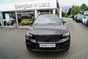 Volvo  B3 Benzin 2WD Black Edition DKG/360°/BLIS