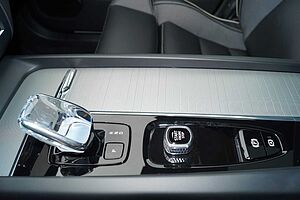 Volvo  T6 AWD PlugIn Hybrid Black Edition Aut/360°