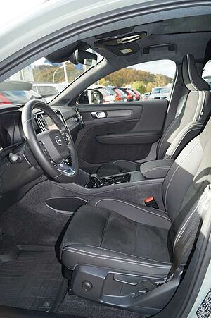 Volvo  Recharge Single 2WD Aut. /Connect/Wärmep. /AHK