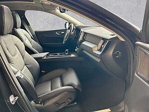 Volvo  Plus Dark AWD B4 Diesel EU6d  360° Harmon Kardon Pano