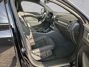Volvo  Plus Recharge Pure Electric 2WD Winter-Paket Pano
