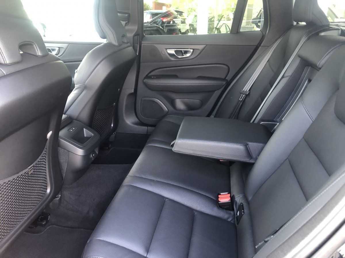 Volvo  B4 Core Leder Anhängerzug