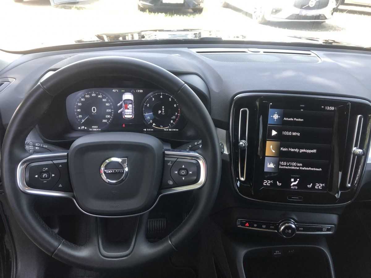 Volvo  T3 Momentum Pro