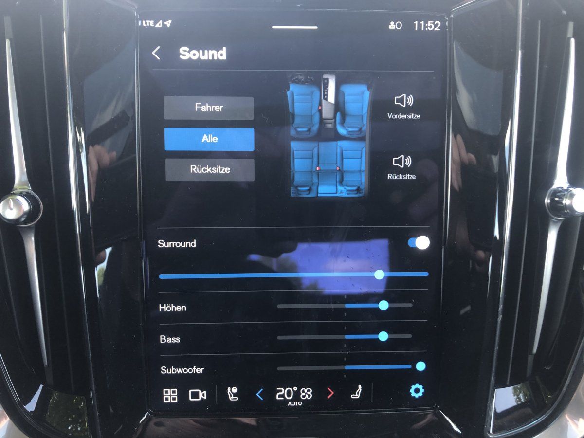 Volvo  B5 AWD Ultimate Dark