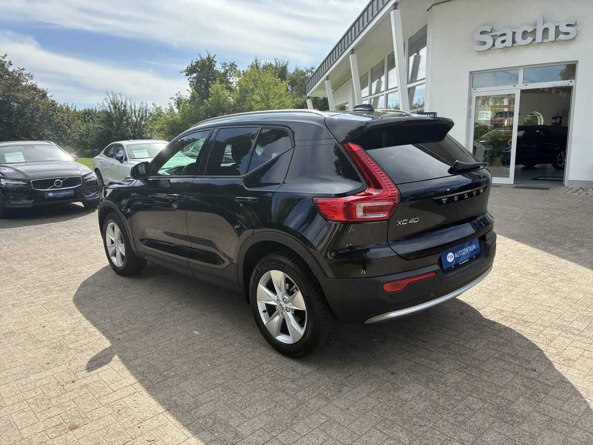 Volvo  T2 Core 2WD
