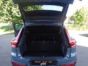 Volvo  B4 Benzin Plus Dark Standheizung