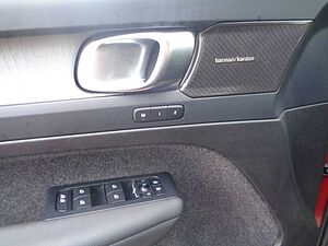 Volvo  B4 Ultimate Dark Standheizung