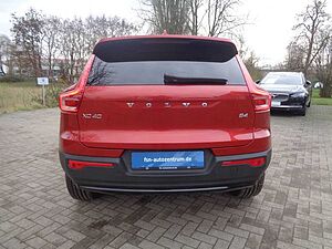 Volvo  B4 Ultimate Dark Standheizung