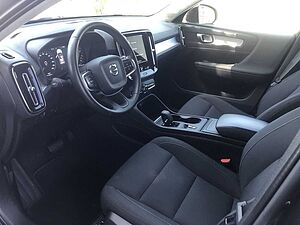 Volvo  T3 Momentum Pro