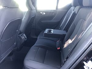 Volvo  T3 Momentum Pro