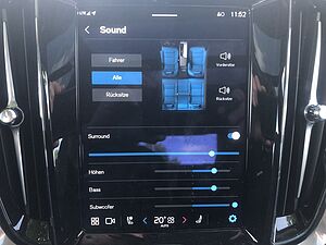 Volvo  B5 AWD Ultimate Dark