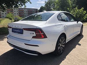 Volvo  B5 AWD Ultimate Dark