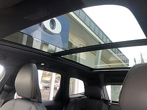 Volvo  B5 Ultra Black Edition AWD