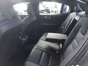 Volvo  B5 AWD Ultimate Dark 360° Kamera