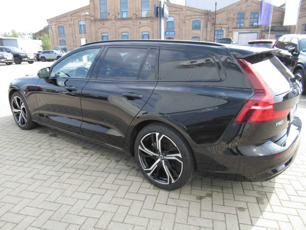 Volvo  B4 Benzin Ultra Dark Automatik