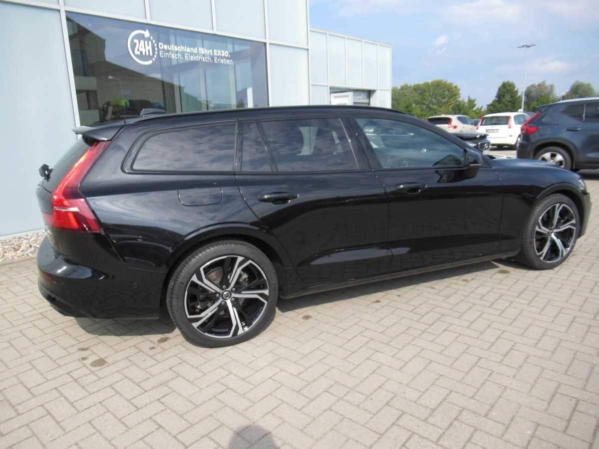 Volvo  B4 Benzin Ultra Dark Automatik