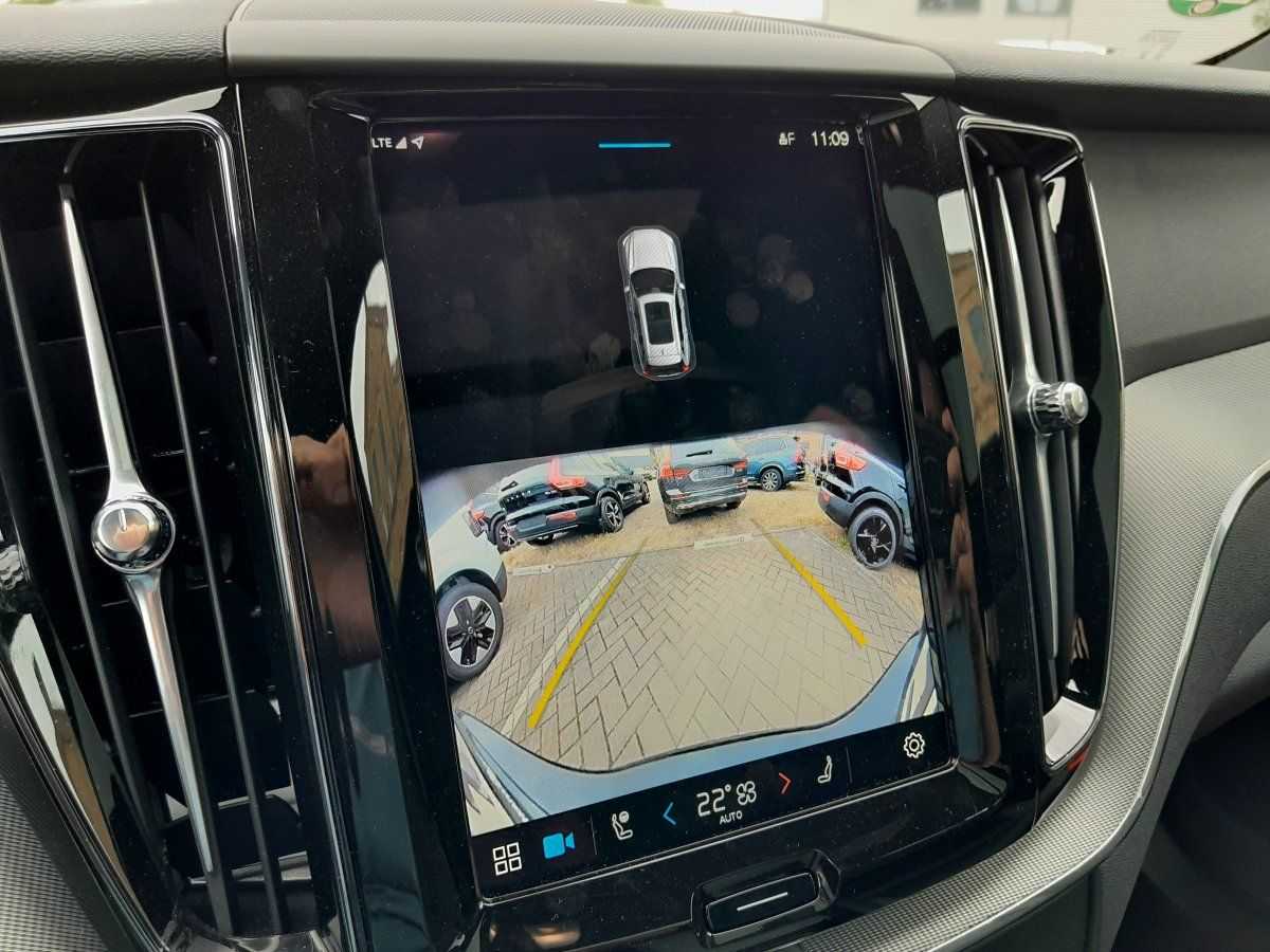 Volvo  T6 Plug-in Hybrid Black Edition Automatik