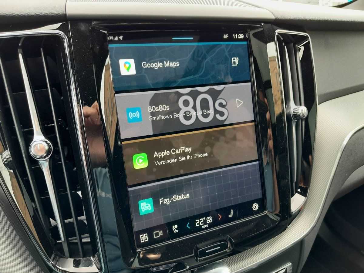 Volvo  T6 Plug-in Hybrid Black Edition Automatik