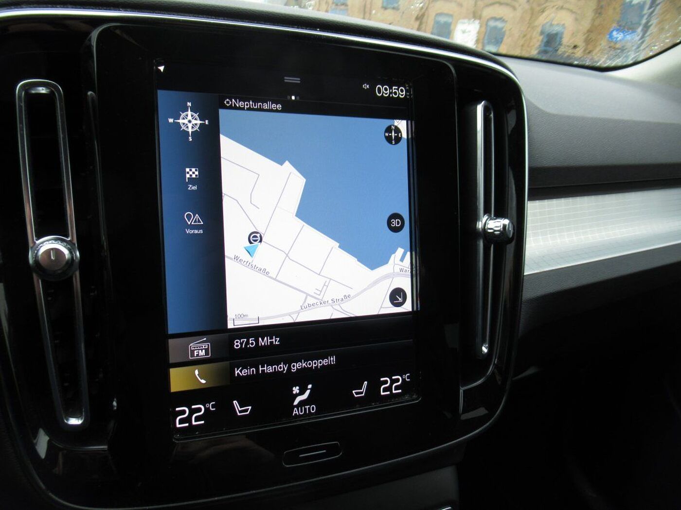 Volvo  T3 Benzin Momentum Pro Automatik