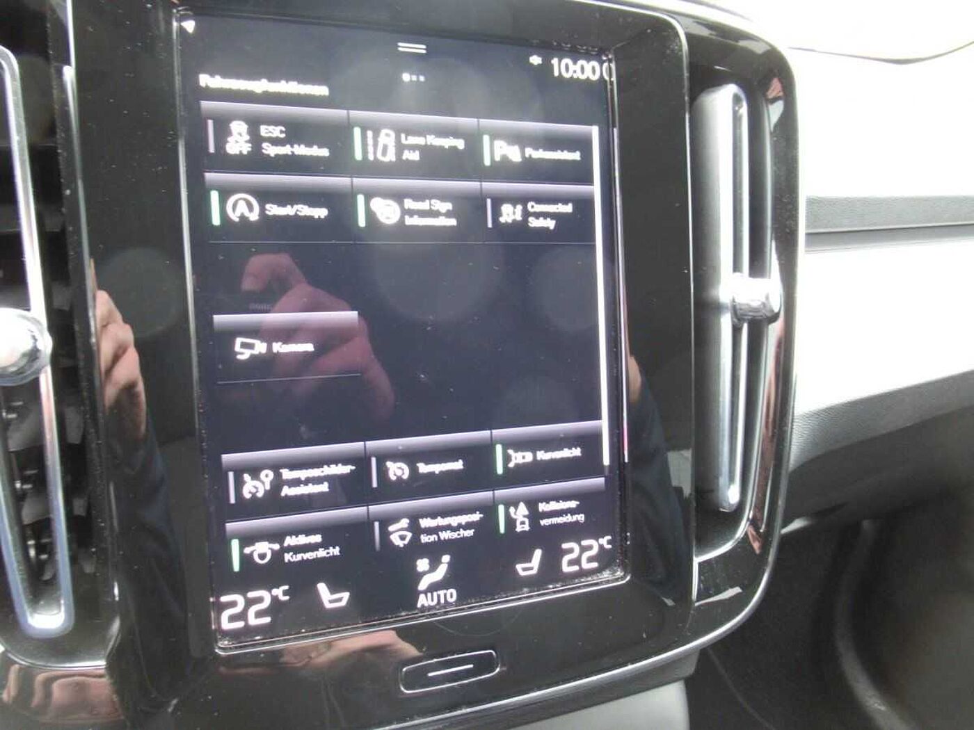 Volvo  T3 Benzin Momentum Pro Automatik