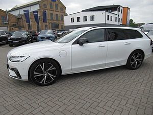 Volvo  Recharge T6 AWD R-Design