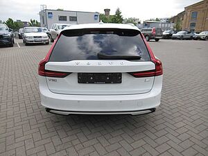 Volvo  Recharge T6 AWD R-Design